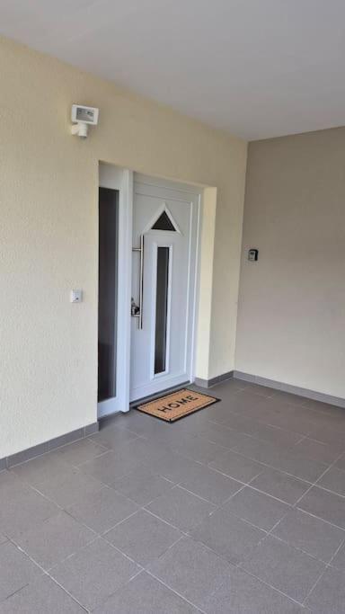 Ferienwohnung Au In Bitburg Exteriör bild